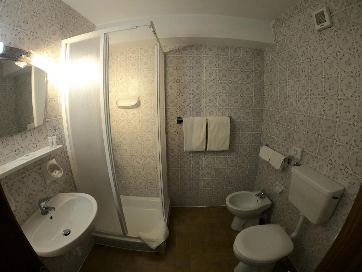 Albergo Alla Torre Siegler Im Thurm Merano Exterior foto
